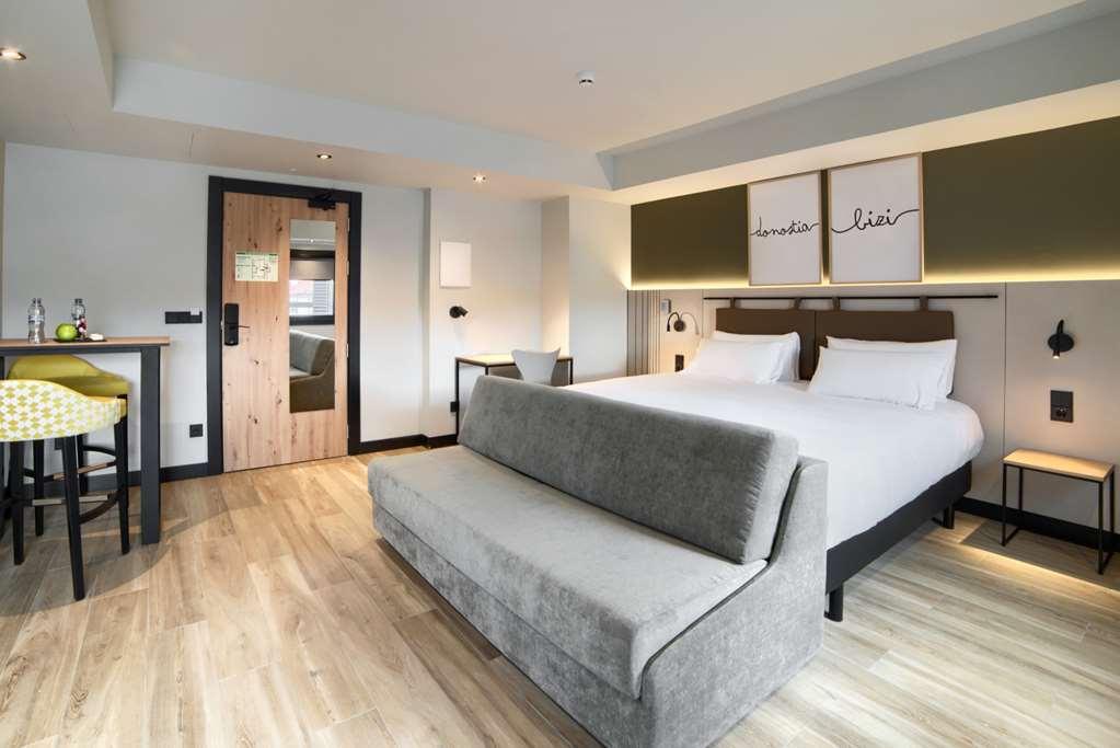 Leonardo Boutique Hotel 2*